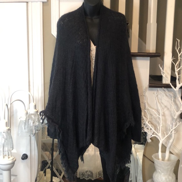 So light -Wooden Ships Navy Lace Patterned Soft Poncho, Fringe, Sleeves, Sweater - Picture 8 of 16